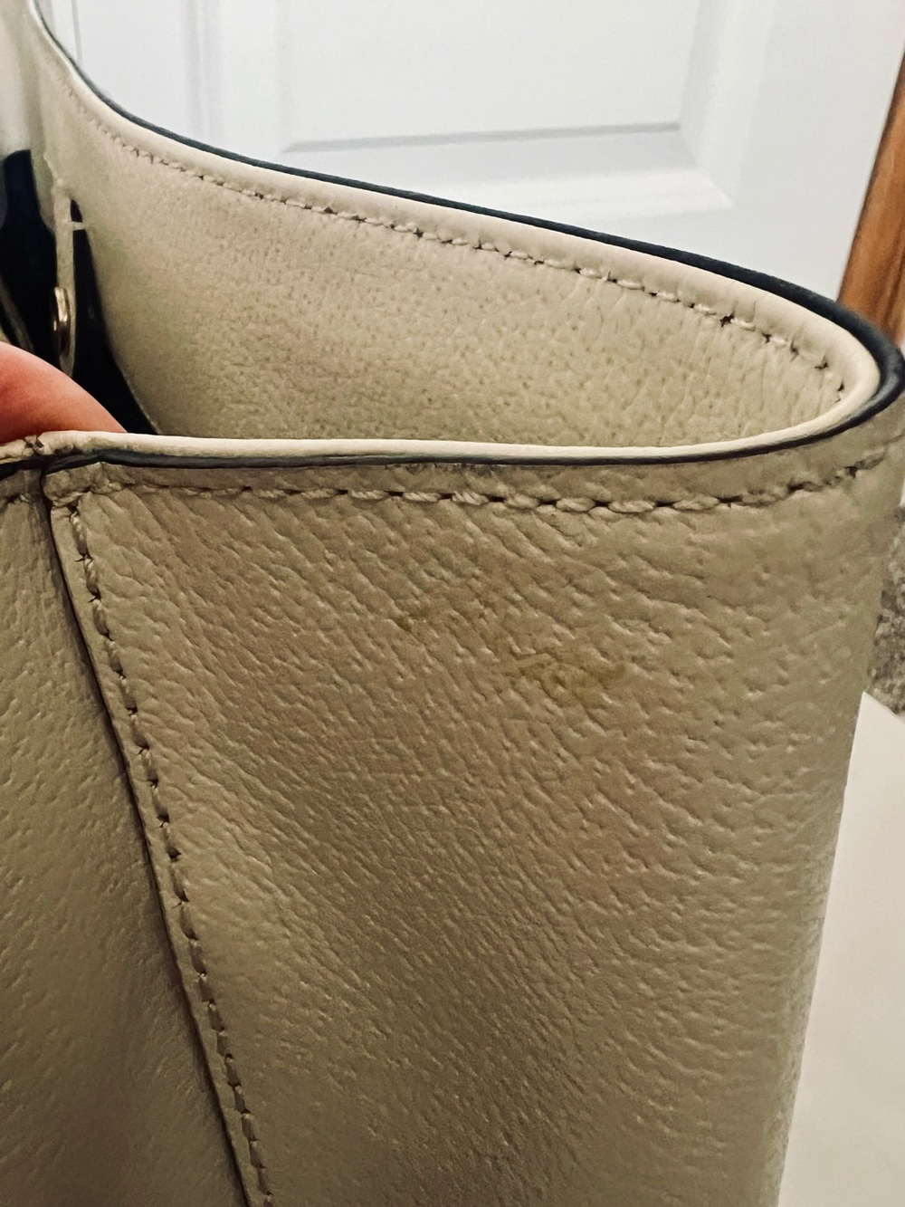 Kate Spade Black & Cream Leather Colorblock Tote - Picture 11 of 16